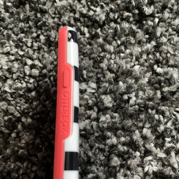 iPhone case - Picture 4 of 5